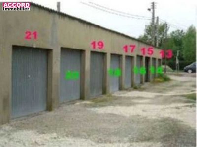 GARAGE en LOCATION